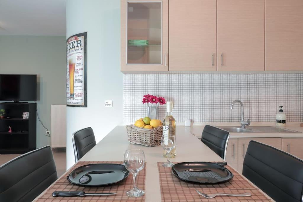 Апартаменти 5 Min From Papageorgiou Free Indoor Parking Салоніки Екстер'єр фото